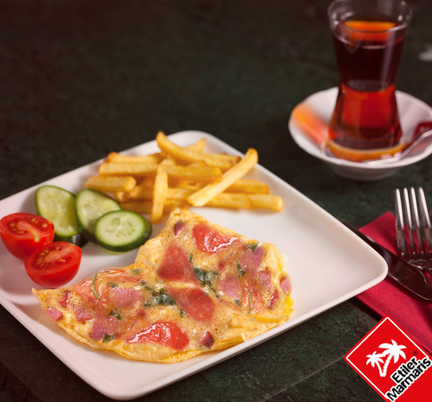 Sosisli Omlet